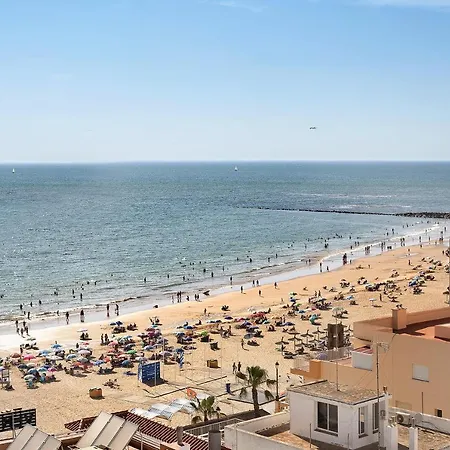 Dona Amparo Playa De Regla